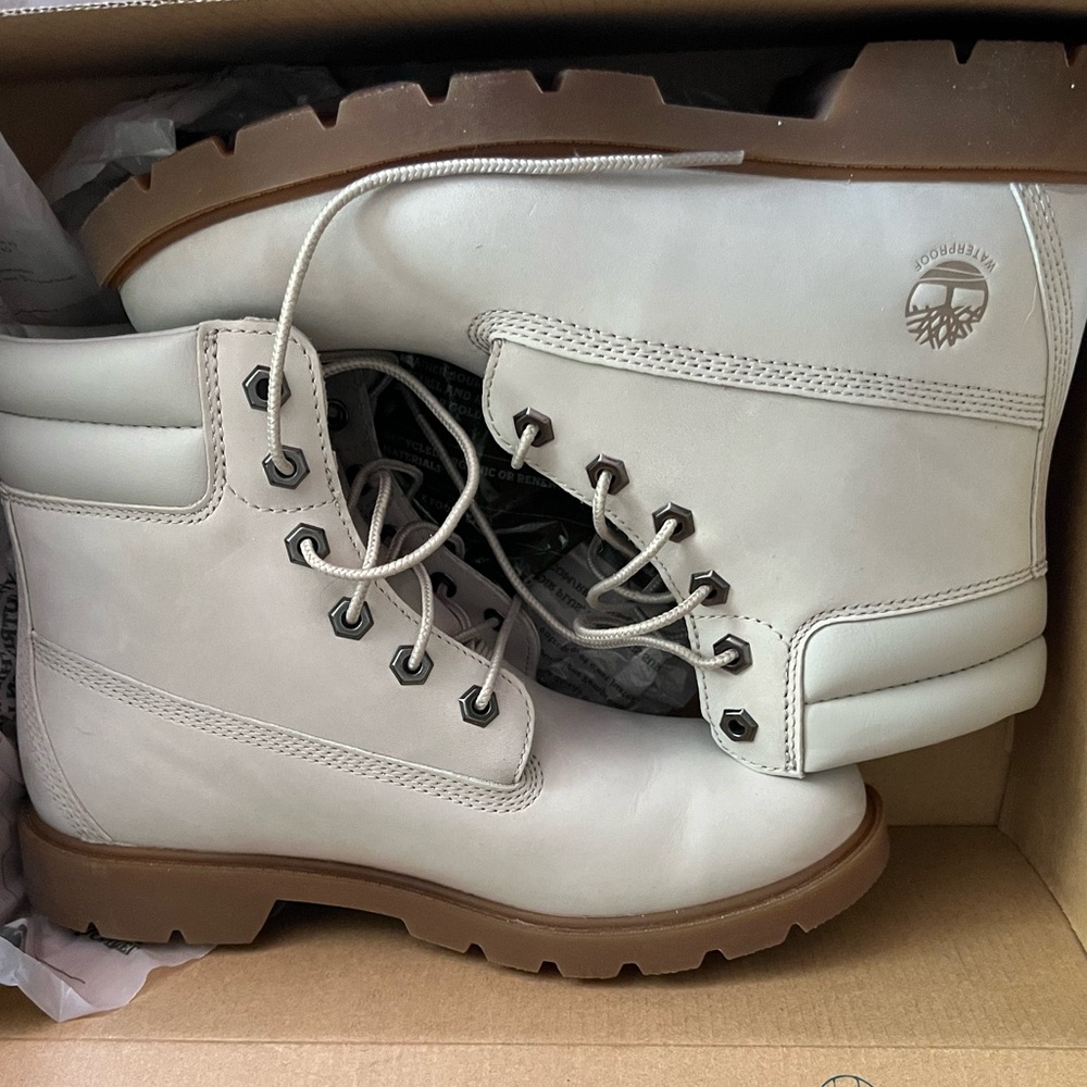Timberland Light Taupe Nubuck Boots